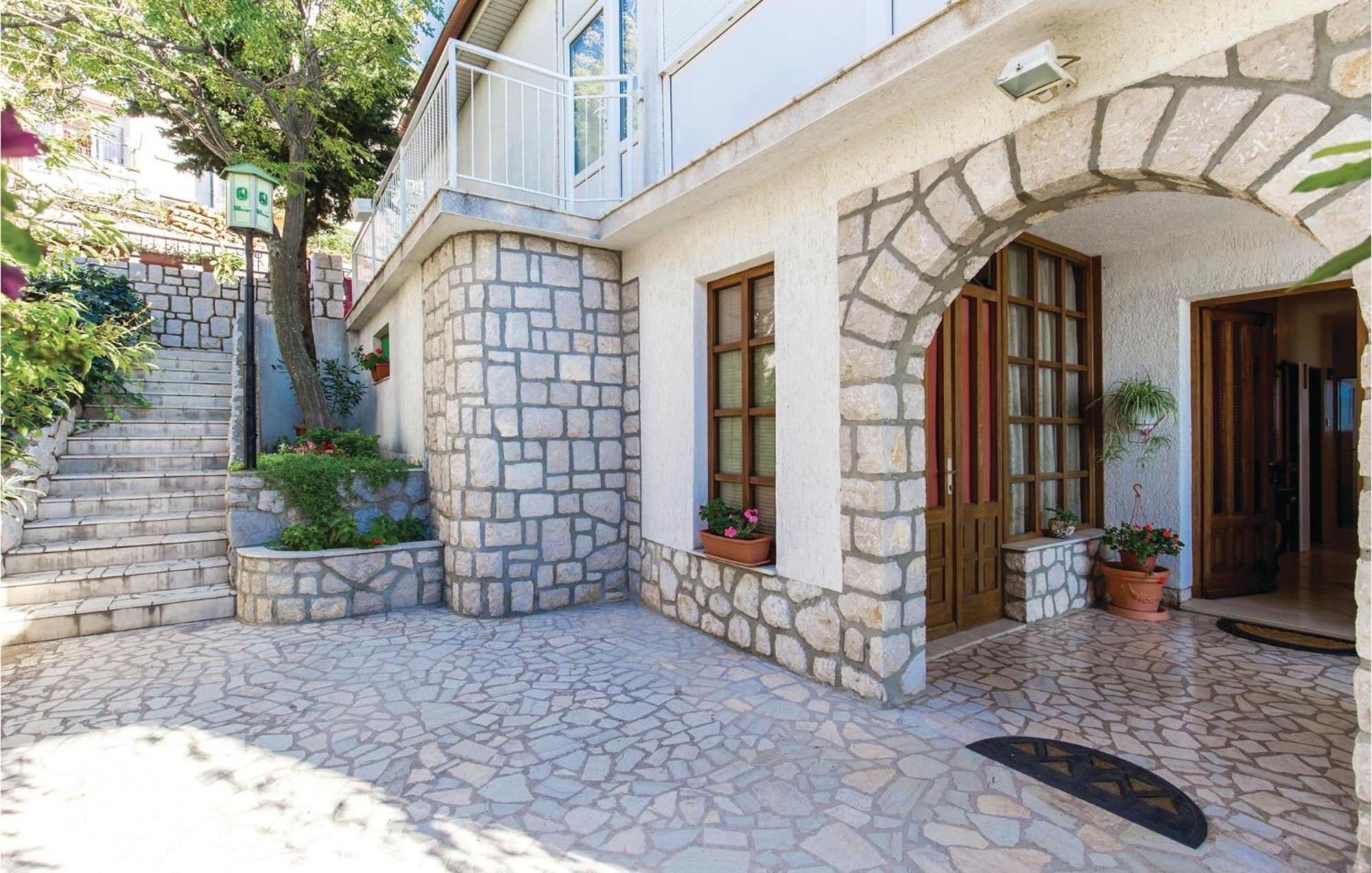 Nice Apartment In Senj With Ethernet Internet المظهر الخارجي الصورة